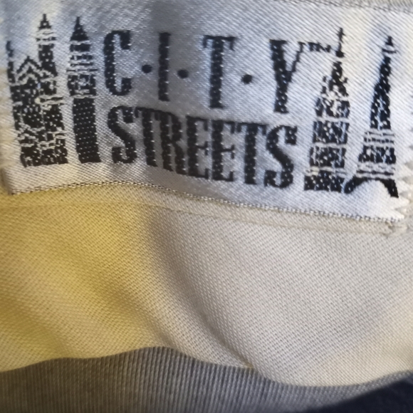 City lights grey suit - Picture 6 of 6